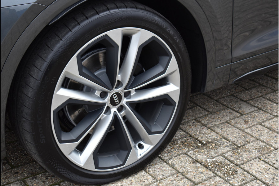 Audi Q5 50 TFSI e S-Line 299 Pk Black Ed RS-Stoel Rood Stiksel Pano Luchtvering Keyless 360 Camera 21 Inch Audi Q5 50 TFSI e S-Line 299 Pk Black Ed RS-Stoel Rood Stiksel Pano Luchtvering Keyless 360 Camera 21 Inch