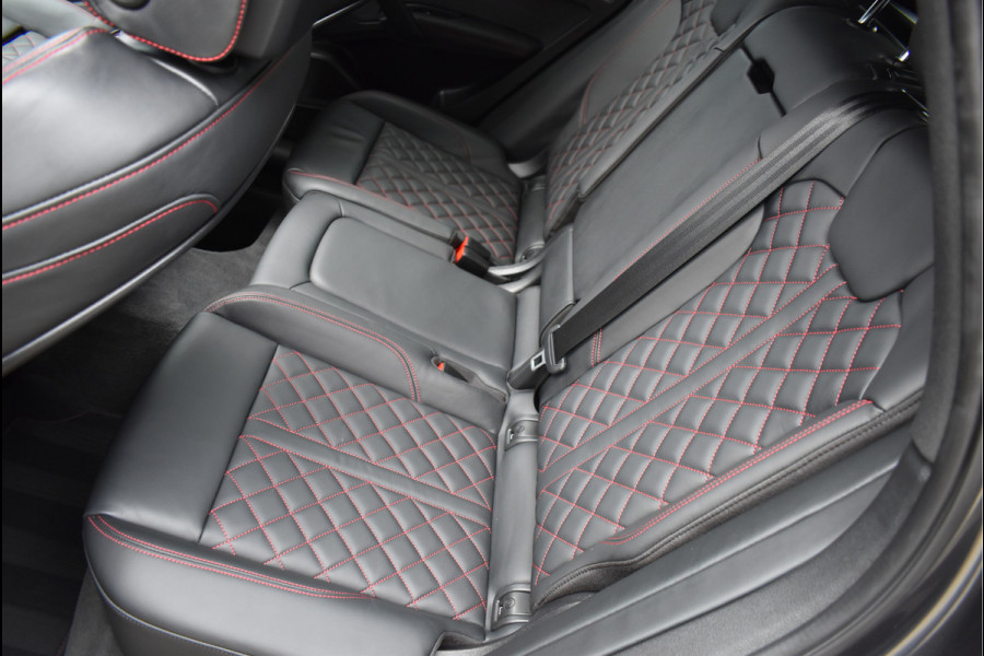 Audi Q5 50 TFSI e S-Line 299 Pk Black Ed RS-Stoel Rood Stiksel Pano Luchtvering Keyless 360 Camera 21 Inch Audi Q5 50 TFSI e S-Line 299 Pk Black Ed RS-Stoel Rood Stiksel Pano Luchtvering Keyless 360 Camera 21 Inch