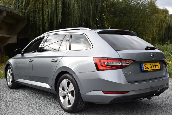 Škoda Superb Combi TSI ACT 150PK DSG AMBITION BUSINESS TREKHAAK/NAVI/PANORAMADAK