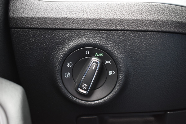 Škoda Superb Combi TSI ACT 150PK DSG AMBITION BUSINESS TREKHAAK/NAVI/PANORAMADAK