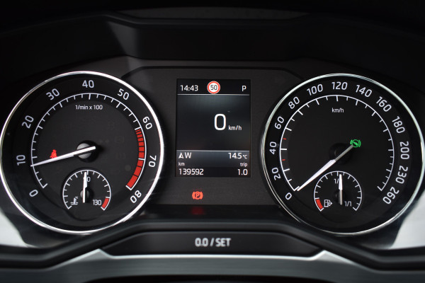 Škoda Superb Combi TSI ACT 150PK DSG AMBITION BUSINESS TREKHAAK/NAVI/PANORAMADAK
