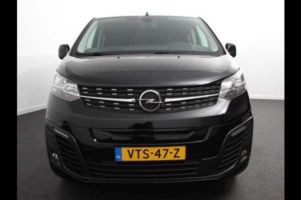 Opel Vivaro-e L3 75 kWh Automaat 6-Persoons Dubbele Cabine Lang | Navigatie | Airco | 2 x Schuifdeur | Lichtmetalen velgen| Cruise Control | Side Bars | Bumpers in kleur Opel Vivaro-e L3 75 kWh Automaat 6-Persoons Dubbele Cabine Lang | Navigatie | Airco | 2 x Schuifdeur | Lichtmetalen velgen| Cruise Control | Side Bars | Bumpers in kleur