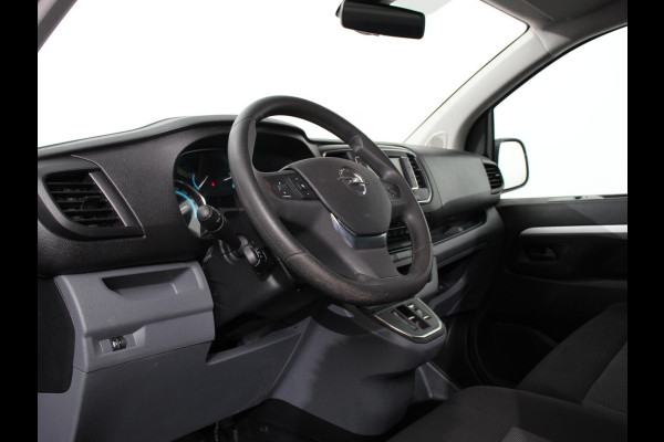 Opel Vivaro-e L3 75 kWh Automaat 6-Persoons Dubbele Cabine Lang | Navigatie | Airco | 2 x Schuifdeur | Lichtmetalen velgen| Cruise Control | Side Bars | Bumpers in kleur Opel Vivaro-e L3 75 kWh Automaat 6-Persoons Dubbele Cabine Lang | Navigatie | Airco | 2 x Schuifdeur | Lichtmetalen velgen| Cruise Control | Side Bars | Bumpers in kleur