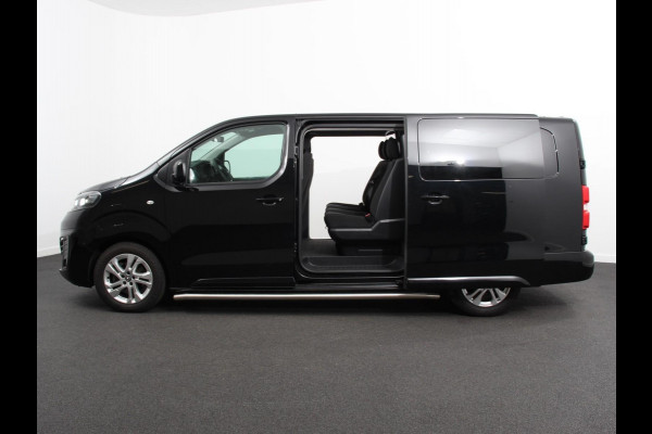 Opel Vivaro-e L3 75 kWh Automaat 6-Persoons Dubbele Cabine Lang | Navigatie | Airco | 2 x Schuifdeur | Lichtmetalen velgen| Cruise Control | Side Bars | Bumpers in kleur Opel Vivaro-e L3 75 kWh Automaat 6-Persoons Dubbele Cabine Lang | Navigatie | Airco | 2 x Schuifdeur | Lichtmetalen velgen| Cruise Control | Side Bars | Bumpers in kleur