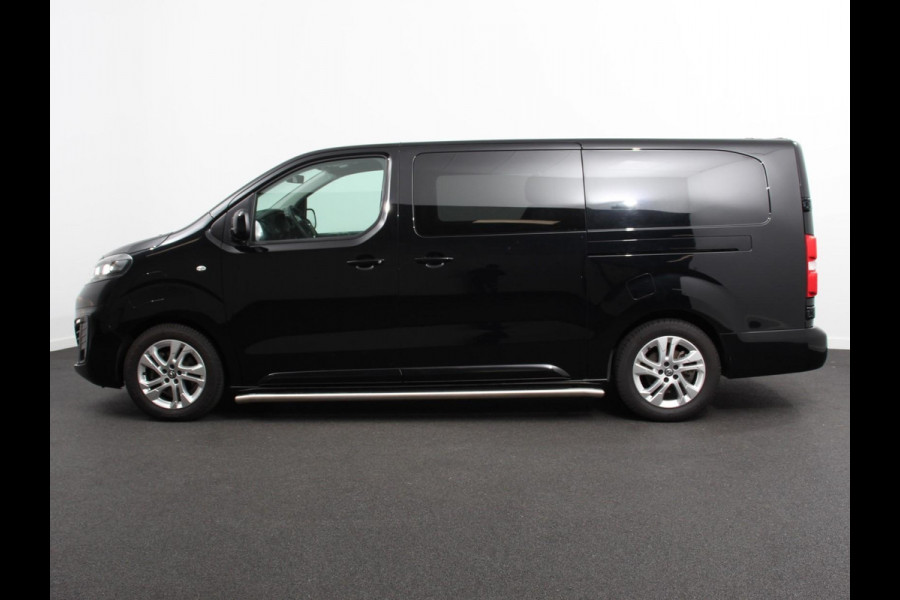 Opel Vivaro-e L3 75 kWh Automaat 6-Persoons Dubbele Cabine Lang | Navigatie | Airco | 2 x Schuifdeur | Lichtmetalen velgen| Cruise Control | Side Bars | Bumpers in kleur Opel Vivaro-e L3 75 kWh Automaat 6-Persoons Dubbele Cabine Lang | Navigatie | Airco | 2 x Schuifdeur | Lichtmetalen velgen| Cruise Control | Side Bars | Bumpers in kleur