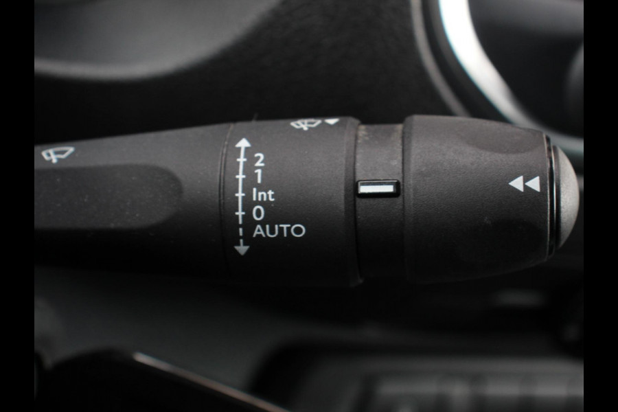 Opel Vivaro-e L3 75 kWh Automaat 6-Persoons Dubbele Cabine Lang | Navigatie | Airco | 2 x Schuifdeur | Lichtmetalen velgen| Cruise Control | Side Bars | Bumpers in kleur Opel Vivaro-e L3 75 kWh Automaat 6-Persoons Dubbele Cabine Lang | Navigatie | Airco | 2 x Schuifdeur | Lichtmetalen velgen| Cruise Control | Side Bars | Bumpers in kleur