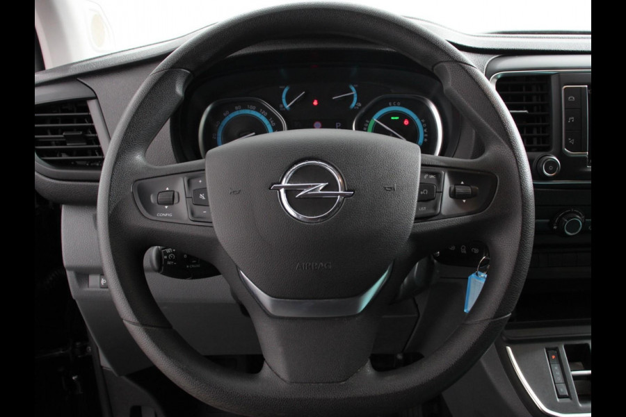 Opel Vivaro-e L3 75 kWh Automaat 6-Persoons Dubbele Cabine Lang | Navigatie | Airco | 2 x Schuifdeur | Lichtmetalen velgen| Cruise Control | Side Bars | Bumpers in kleur Opel Vivaro-e L3 75 kWh Automaat 6-Persoons Dubbele Cabine Lang | Navigatie | Airco | 2 x Schuifdeur | Lichtmetalen velgen| Cruise Control | Side Bars | Bumpers in kleur