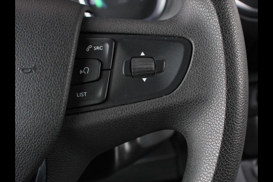 Opel Vivaro-e L3 75 kWh Automaat 6-Persoons Dubbele Cabine Lang | Navigatie | Airco | 2 x Schuifdeur | Lichtmetalen velgen| Cruise Control | Side Bars | Bumpers in kleur Opel Vivaro-e L3 75 kWh Automaat 6-Persoons Dubbele Cabine Lang | Navigatie | Airco | 2 x Schuifdeur | Lichtmetalen velgen| Cruise Control | Side Bars | Bumpers in kleur