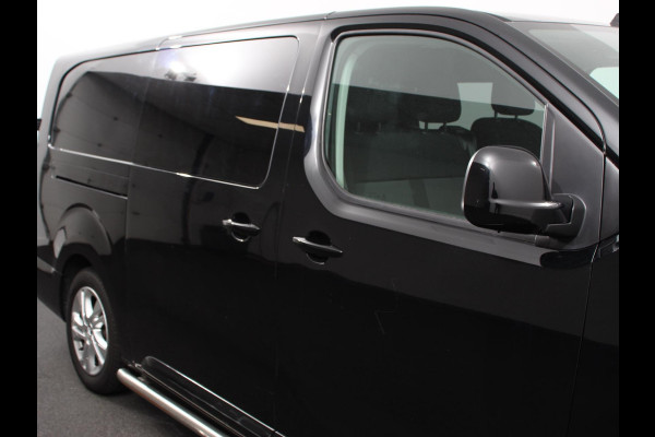 Opel Vivaro-e L3 75 kWh Automaat 6-Persoons Dubbele Cabine Lang | Navigatie | Airco | 2 x Schuifdeur | Lichtmetalen velgen| Cruise Control | Side Bars | Bumpers in kleur Opel Vivaro-e L3 75 kWh Automaat 6-Persoons Dubbele Cabine Lang | Navigatie | Airco | 2 x Schuifdeur | Lichtmetalen velgen| Cruise Control | Side Bars | Bumpers in kleur