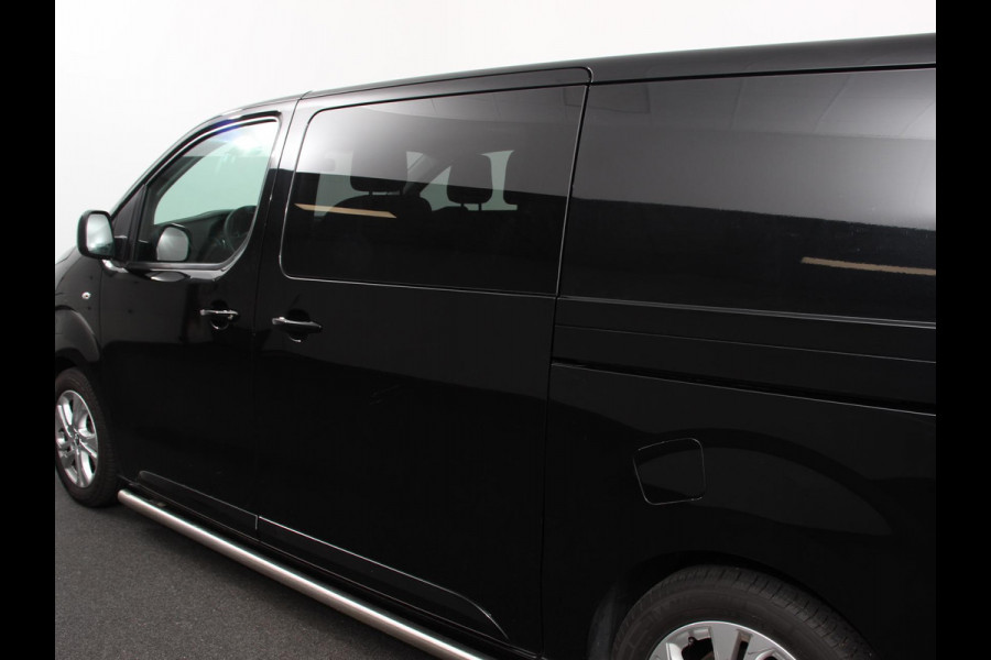 Opel Vivaro-e L3 75 kWh Automaat 6-Persoons Dubbele Cabine Lang | Navigatie | Airco | 2 x Schuifdeur | Lichtmetalen velgen| Cruise Control | Side Bars | Bumpers in kleur Opel Vivaro-e L3 75 kWh Automaat 6-Persoons Dubbele Cabine Lang | Navigatie | Airco | 2 x Schuifdeur | Lichtmetalen velgen| Cruise Control | Side Bars | Bumpers in kleur