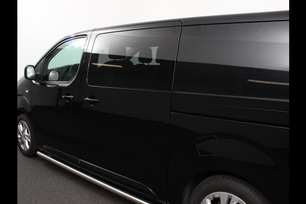 Opel Vivaro-e L3 75 kWh Automaat 6-Persoons Dubbele Cabine Lang | Navigatie | Airco | 2 x Schuifdeur | Lichtmetalen velgen| Cruise Control | Side Bars | Bumpers in kleur Opel Vivaro-e L3 75 kWh Automaat 6-Persoons Dubbele Cabine Lang | Navigatie | Airco | 2 x Schuifdeur | Lichtmetalen velgen| Cruise Control | Side Bars | Bumpers in kleur