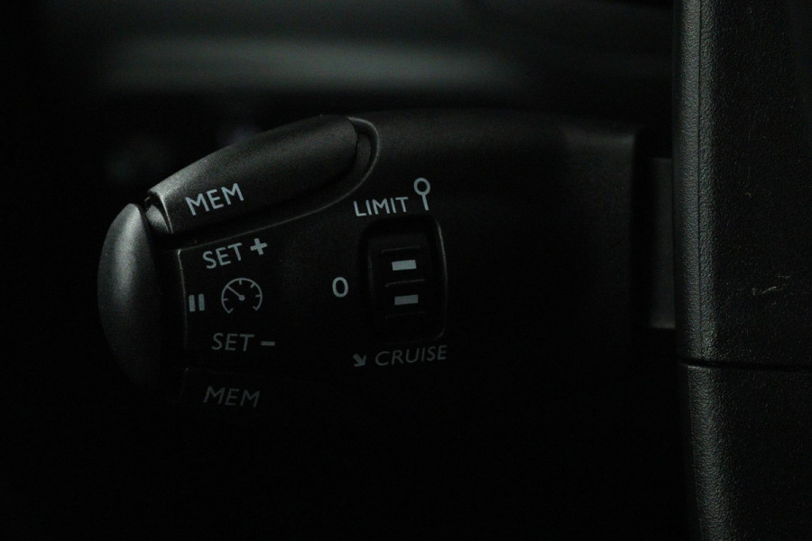 Citroën C3 1.2 PureTech S&S Feel Edition (TREKHAAK, LANE-ASSSIST, NAVIGATIE, CARPLAY, PARKEERSENSOREN, CRUISE CONTROL) Citroën C3 1.2 PureTech S&S Feel Edition (TREKHAAK, LANE-ASSSIST, NAVIGATIE, CARPLAY, PARKEERSENSOREN, CRUISE CONTROL)
