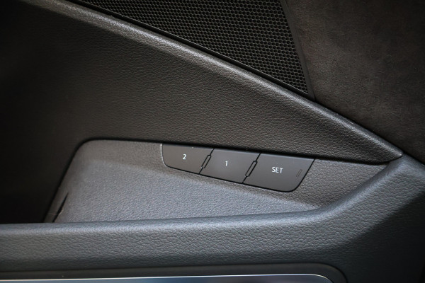 Audi e-tron Sportback 55 quattro 95 kWh | VP EXCL. BTW | NETTO BIJTELLING SLECHTS € 472,- | RS-STOELEN | ADAPTIVE CRUISE | 22" | B&O SURROUND | PANORA GLAS | SFEERVERLICHTING | DUBBEL OPLAADPUNT L+R | ETC.