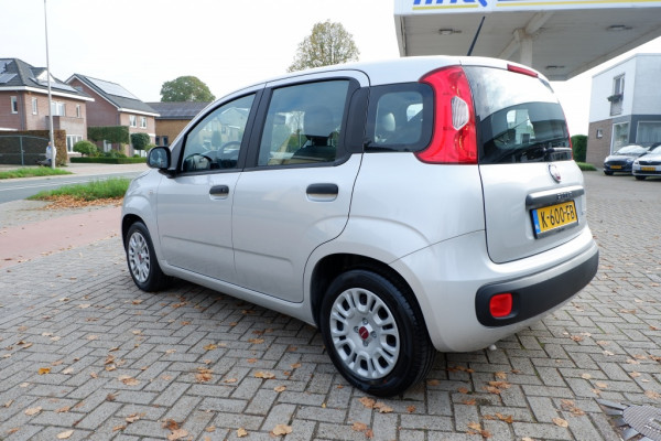 Fiat Panda 1.0 Hybrid Easy / INCL. 12 Maanden BOVAG / 1e Eigenaar Fiat Panda 1.0 Hybrid Easy / INCL. 12 Maanden BOVAG / 1e Eigenaar