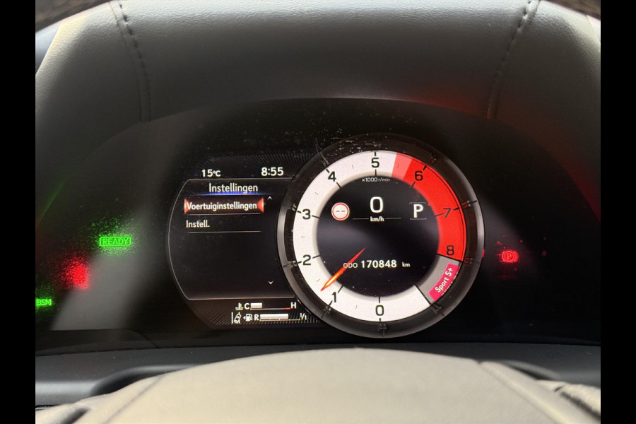 Lexus ES 300h F Sport Line | Eerste eigenaar, Schuifdak, Memory, Stoel + Stuurverwarming, 19 inch, LED, Apple CarPlay/Android auto Lexus ES 300h F Sport Line | Eerste eigenaar, Schuifdak, Memory, Stoel + Stuurverwarming, 19 inch, LED, Apple CarPlay/Android auto