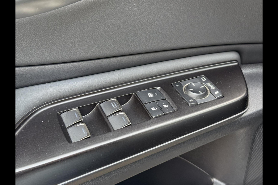 Lexus ES 300h F Sport Line | Eerste eigenaar, Schuifdak, Memory, Stoel + Stuurverwarming, 19 inch, LED, Apple CarPlay/Android auto Lexus ES 300h F Sport Line | Eerste eigenaar, Schuifdak, Memory, Stoel + Stuurverwarming, 19 inch, LED, Apple CarPlay/Android auto