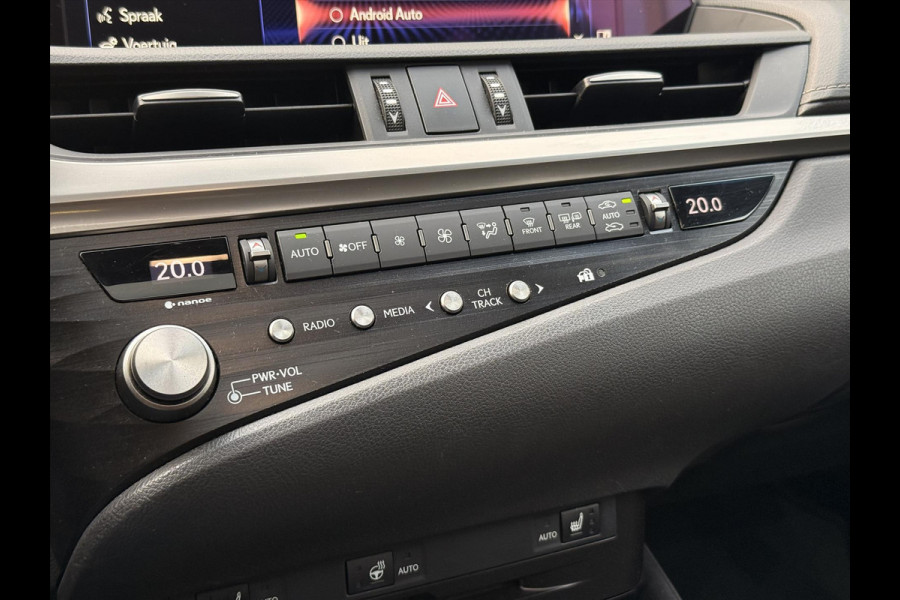 Lexus ES 300h F Sport Line | Eerste eigenaar, Schuifdak, Memory, Stoel + Stuurverwarming, 19 inch, LED, Apple CarPlay/Android auto Lexus ES 300h F Sport Line | Eerste eigenaar, Schuifdak, Memory, Stoel + Stuurverwarming, 19 inch, LED, Apple CarPlay/Android auto