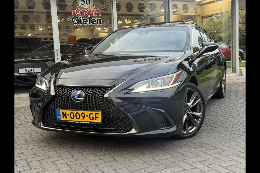 Lexus ES 300h F Sport Line | Eerste eigenaar, Schuifdak, Memory, Stoel + Stuurverwarming, 19 inch, LED, Apple CarPlay/Android auto Lexus ES 300h F Sport Line | Eerste eigenaar, Schuifdak, Memory, Stoel + Stuurverwarming, 19 inch, LED, Apple CarPlay/Android auto