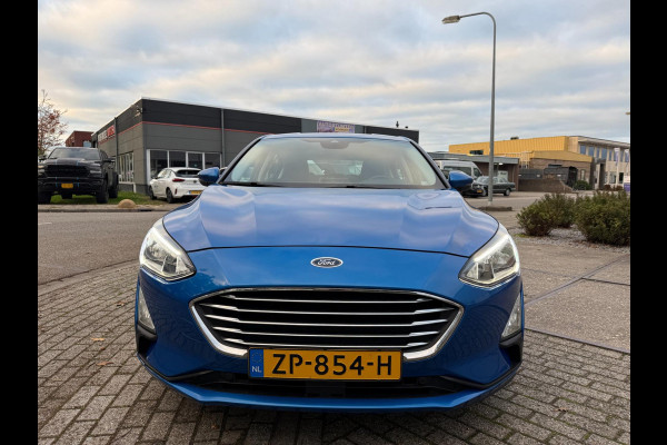 Ford Focus 1.0 EcoBoost Titanium Business AUTOMAAT 125PK LAGE KM STAND 2019 Ford Focus 1.0 EcoBoost Titanium Business AUTOMAAT 125PK LAGE KM STAND 2019