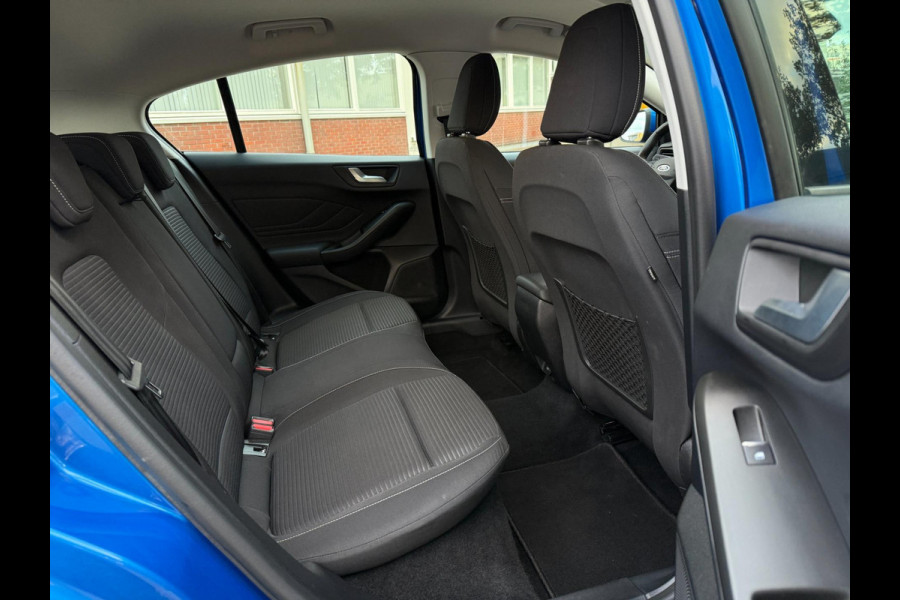 Ford Focus 1.0 EcoBoost Titanium Business AUTOMAAT 125PK LAGE KM STAND 2019 Ford Focus 1.0 EcoBoost Titanium Business AUTOMAAT 125PK LAGE KM STAND 2019