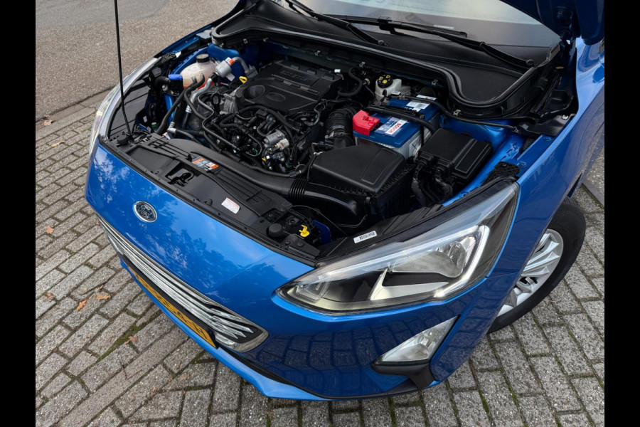 Ford Focus 1.0 EcoBoost Titanium Business AUTOMAAT 125PK LAGE KM STAND 2019 Ford Focus 1.0 EcoBoost Titanium Business AUTOMAAT 125PK LAGE KM STAND 2019