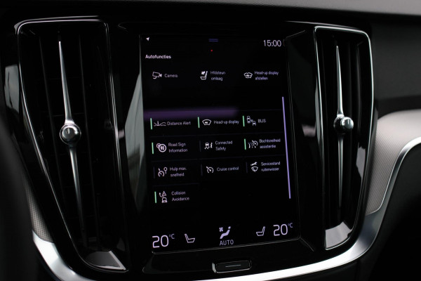 Volvo V60 2.0 T8 Twin Engine AWD R-Design *Pano*H/K*360 Camera*Leder* Volvo V60 2.0 T8 Twin Engine AWD R-Design *Pano*H/K*360 Camera*Leder*