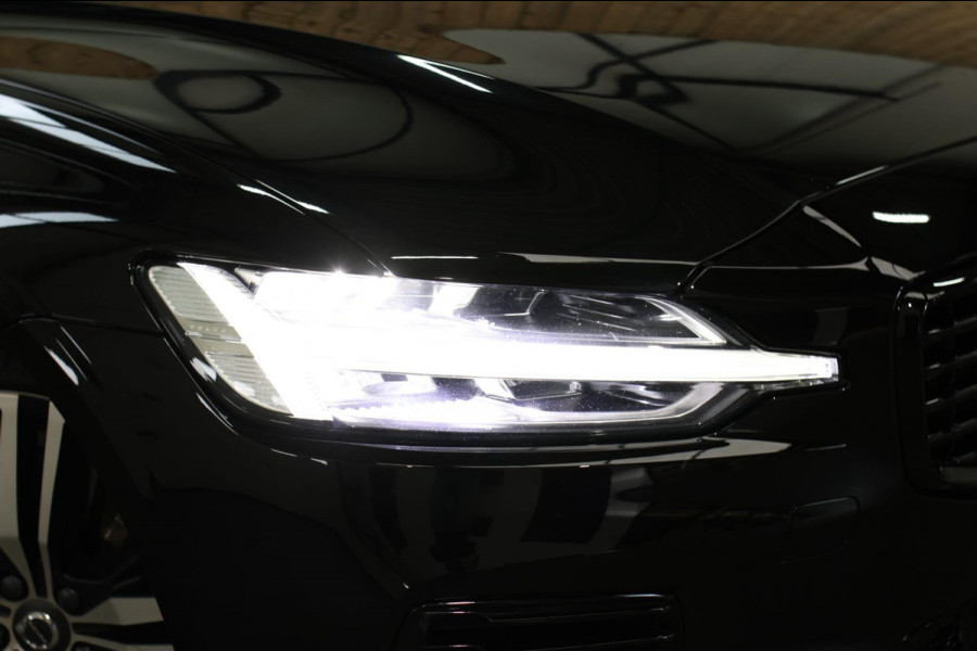 Volvo V60 2.0 T8 Twin Engine AWD R-Design *Pano*H/K*360 Camera*Leder* Volvo V60 2.0 T8 Twin Engine AWD R-Design *Pano*H/K*360 Camera*Leder*