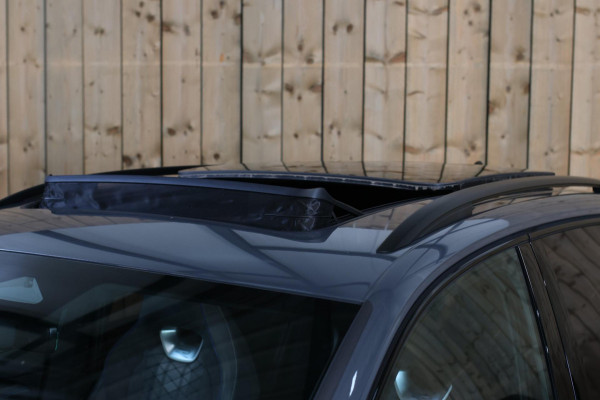 Volkswagen Tiguan 1.5 eTSI R-Line *Pano*H/K*360 Camera*Head-Up*Keyless*Trekhaak*