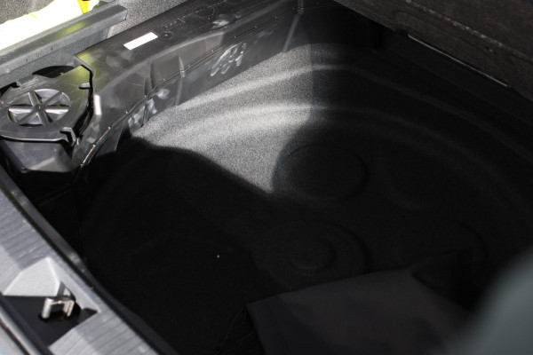 Volkswagen Tiguan 1.5 eTSI R-Line *Pano*H/K*360 Camera*Head-Up*Keyless*Trekhaak*