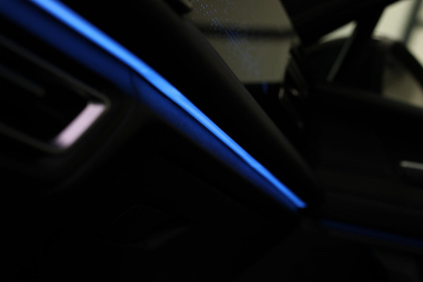 Volkswagen Tiguan 1.5 eTSI R-Line *Pano*H/K*360 Camera*Head-Up*Keyless*Trekhaak*