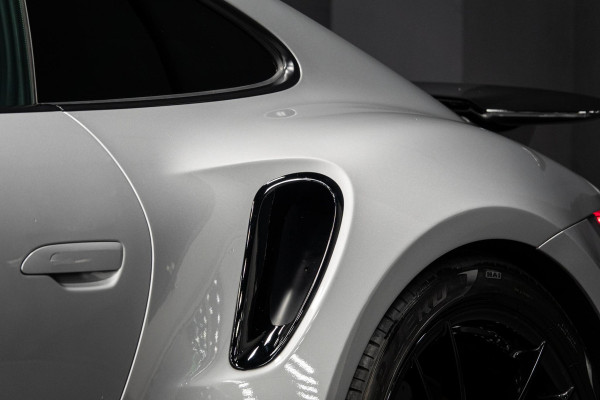 Porsche 911 3.8 Turbo S *Keramisch / Akrapovic / Carbon-interieur / BOSE / Schuif-/kanteldak* Porsche 911 3.8 Turbo S *Keramisch / Akrapovic / Carbon-interieur / BOSE / Schuif-/kanteldak*