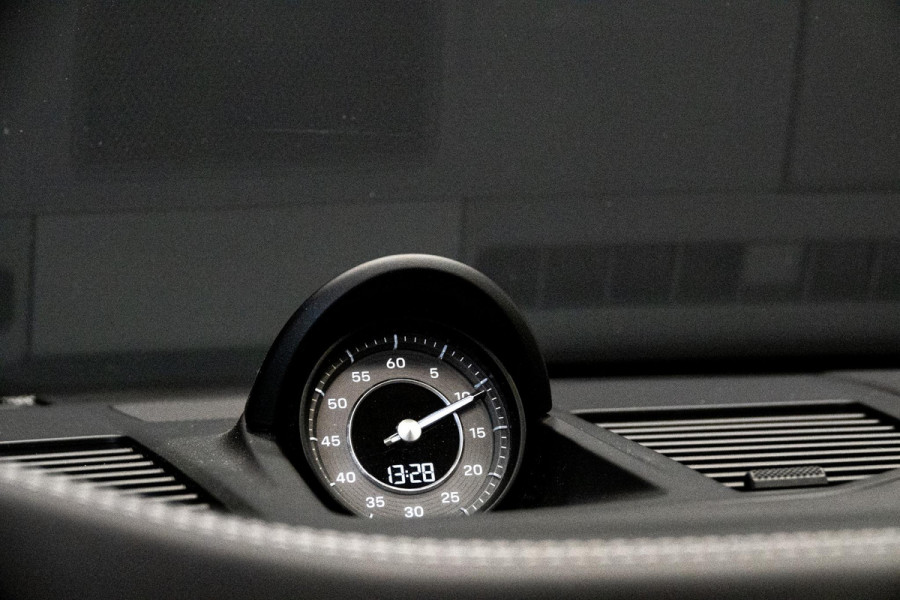 Porsche 911 3.8 Turbo S *Keramisch / Akrapovic / Carbon-interieur / BOSE / Schuif-/kanteldak* Porsche 911 3.8 Turbo S *Keramisch / Akrapovic / Carbon-interieur / BOSE / Schuif-/kanteldak*