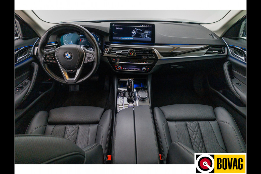 BMW 5 Serie Touring 530e xDrive M-Sport 293 PK | Laser Led | Leder | Camera | All season | Head-up | Elec. klep PDC V+A, Driving assistant, Adaptive Cruise, Displaysleutel BMW 5 Serie Touring 530e xDrive M-Sport 293 PK | Laser Led | Leder | Camera | All season | Head-up | Elec. klep PDC V+A, Driving assistant, Adaptive Cruise, Displaysleutel