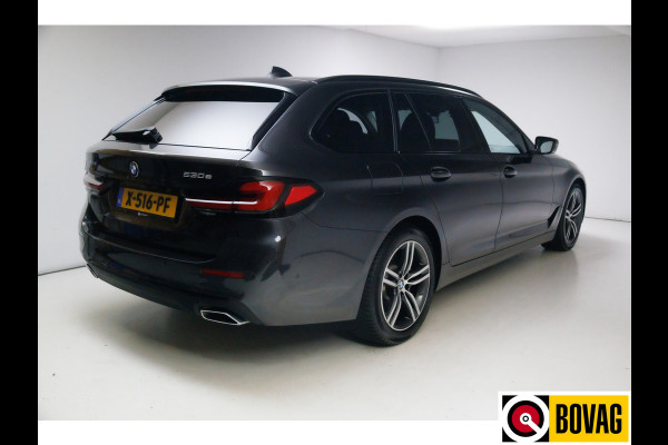 BMW 5 Serie Touring 530e xDrive M-Sport 293 PK | Laser Led | Leder | Camera | All season | Head-up | Elec. klep PDC V+A, Driving assistant, Adaptive Cruise, Displaysleutel BMW 5 Serie Touring 530e xDrive M-Sport 293 PK | Laser Led | Leder | Camera | All season | Head-up | Elec. klep PDC V+A, Driving assistant, Adaptive Cruise, Displaysleutel