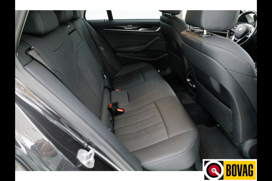 BMW 5 Serie Touring 530e xDrive M-Sport 293 PK | Laser Led | Leder | Camera | All season | Head-up | Elec. klep PDC V+A, Driving assistant, Adaptive Cruise, Displaysleutel BMW 5 Serie Touring 530e xDrive M-Sport 293 PK | Laser Led | Leder | Camera | All season | Head-up | Elec. klep PDC V+A, Driving assistant, Adaptive Cruise, Displaysleutel