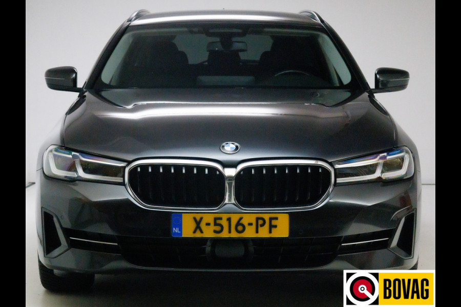 BMW 5 Serie Touring 530e xDrive M-Sport 293 PK | Laser Led | Leder | Camera | All season | Head-up | Elec. klep PDC V+A, Driving assistant, Adaptive Cruise, Displaysleutel BMW 5 Serie Touring 530e xDrive M-Sport 293 PK | Laser Led | Leder | Camera | All season | Head-up | Elec. klep PDC V+A, Driving assistant, Adaptive Cruise, Displaysleutel