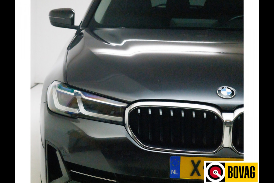 BMW 5 Serie Touring 530e xDrive M-Sport 293 PK | Laser Led | Leder | Camera | All season | Head-up | Elec. klep PDC V+A, Driving assistant, Adaptive Cruise, Displaysleutel BMW 5 Serie Touring 530e xDrive M-Sport 293 PK | Laser Led | Leder | Camera | All season | Head-up | Elec. klep PDC V+A, Driving assistant, Adaptive Cruise, Displaysleutel