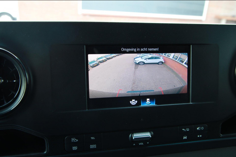 Mercedes-Benz Sprinter 2.2 CDI Automaat 143PK L2H2 / Camera / Navi / App connect / multi stuur Mercedes-Benz Sprinter 2.2 CDI Automaat 143PK L2H2 / Camera / Navi / App connect / multi stuur