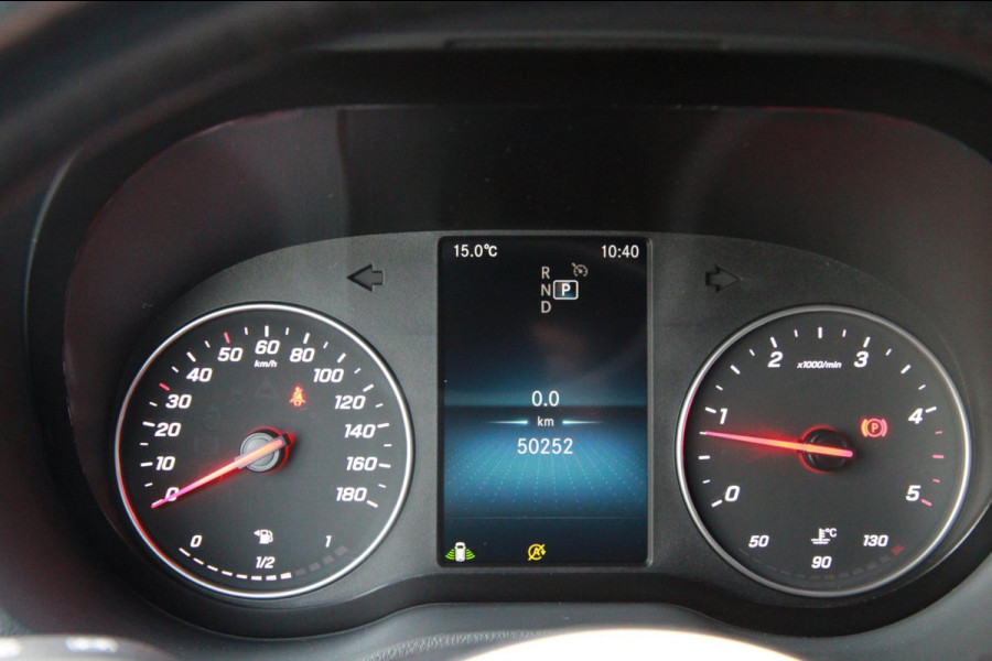 Mercedes-Benz Sprinter 2.2 CDI Automaat 143PK L2H2 / Camera / Navi / App connect / multi stuur Mercedes-Benz Sprinter 2.2 CDI Automaat 143PK L2H2 / Camera / Navi / App connect / multi stuur