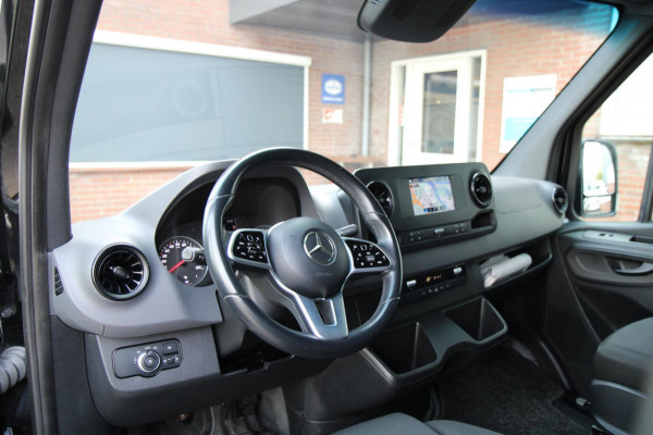 Mercedes-Benz Sprinter 2.2 CDI Automaat 143PK L2H2 / Camera / Navi / App connect / multi stuur Mercedes-Benz Sprinter 2.2 CDI Automaat 143PK L2H2 / Camera / Navi / App connect / multi stuur