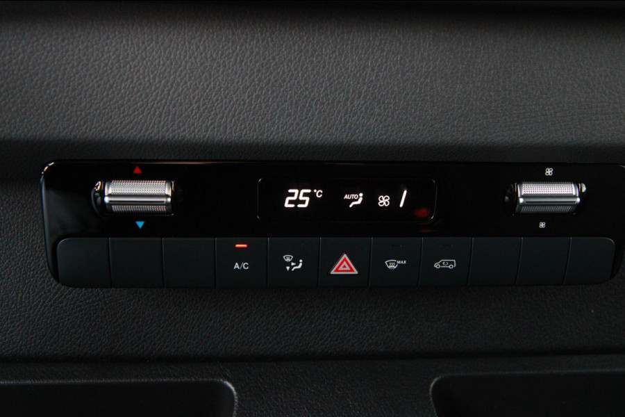Mercedes-Benz Sprinter 2.2 CDI Automaat 143PK L2H2 / Camera / Navi / App connect / multi stuur Mercedes-Benz Sprinter 2.2 CDI Automaat 143PK L2H2 / Camera / Navi / App connect / multi stuur