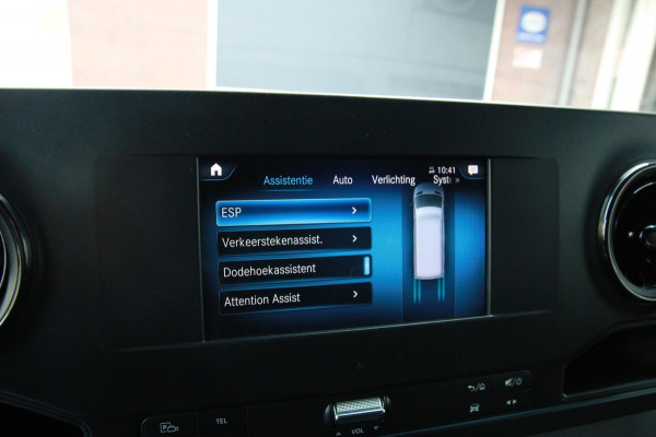 Mercedes-Benz Sprinter 2.2 CDI Automaat 143PK L2H2 / Camera / Navi / App connect / multi stuur Mercedes-Benz Sprinter 2.2 CDI Automaat 143PK L2H2 / Camera / Navi / App connect / multi stuur