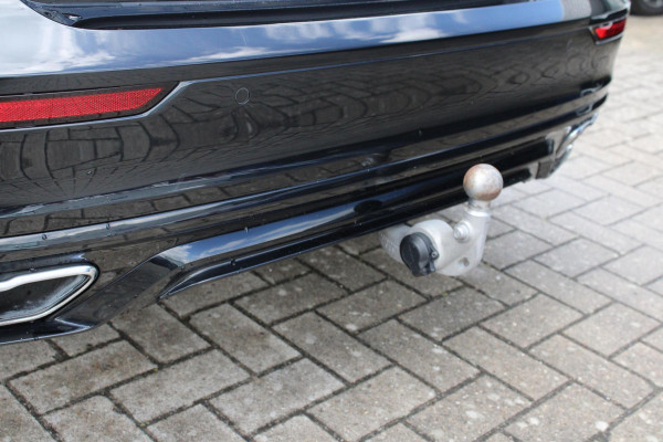 Volvo S60 2.0 B3 R-Design | zuid | Wegklapbare Trekhaak | Lederen Stoelbekleding | Climate Control | Cruise Control | Achteruitrijcamera |