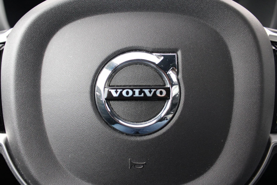 Volvo S60 2.0 B3 R-Design | zuid | Wegklapbare Trekhaak | Lederen Stoelbekleding | Climate Control | Cruise Control | Achteruitrijcamera |