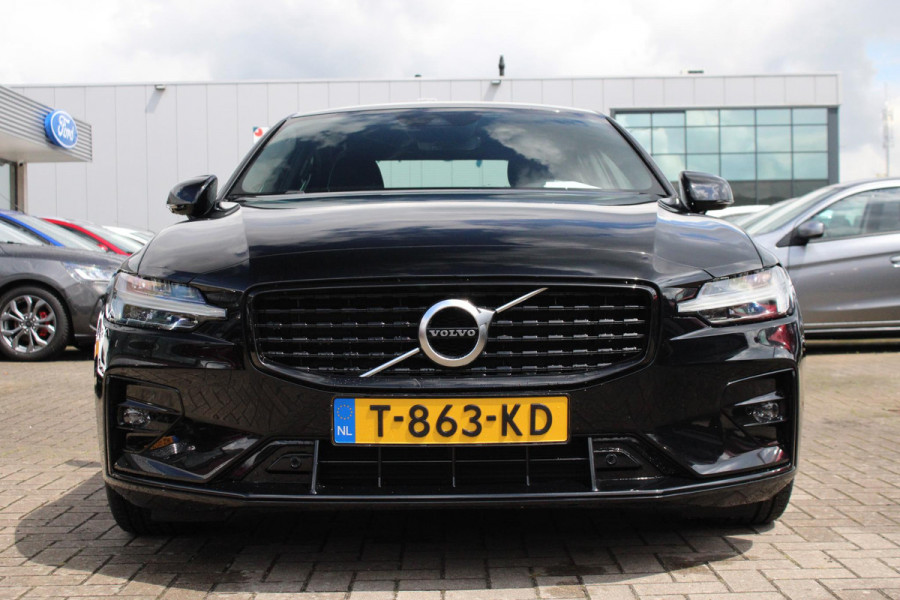 Volvo S60 2.0 B3 R-Design | zuid | Wegklapbare Trekhaak | Lederen Stoelbekleding | Climate Control | Cruise Control | Achteruitrijcamera |