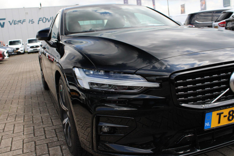 Volvo S60 2.0 B3 R-Design | zuid | Wegklapbare Trekhaak | Lederen Stoelbekleding | Climate Control | Cruise Control | Achteruitrijcamera |