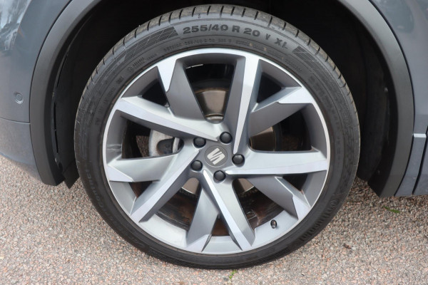 Seat Tarraco 1.5 TSI FR Business Intense 7persoons org. NL schuifdak el.klep camera's Seat Tarraco 1.5 TSI FR Business Intense 7persoons org. NL schuifdak el.klep camera's