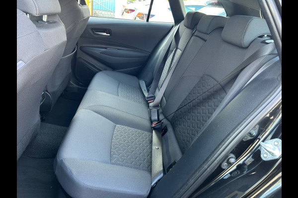 Toyota Corolla Touring Sports 1.8 Hybrid Active Apple CarPlay Camera Adaptive Cruise Rijklaarprijs! Toyota Corolla Touring Sports 1.8 Hybrid Active Apple CarPlay Camera Adaptive Cruise Rijklaarprijs!