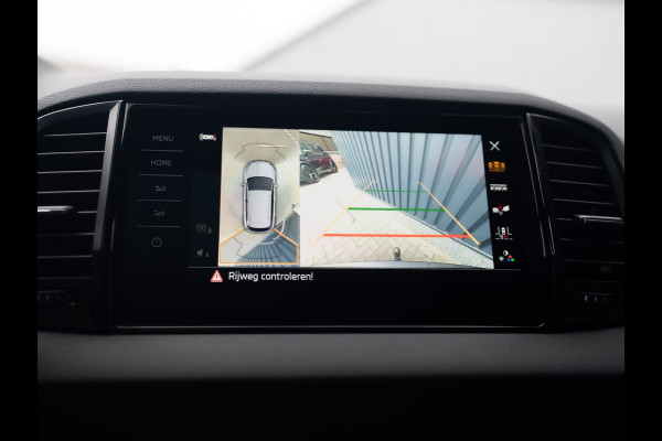 Škoda Karoq 1.5 TSI ACT Sportline Business | Panodak | Trekhaak wegkl. | 360 Camera | 19'' | Elk. A-klep | Prijs Rijklaar!! Škoda Karoq 1.5 TSI ACT Sportline Business | Panodak | Trekhaak wegkl. | 360 Camera | 19'' | Elk. A-klep | Prijs Rijklaar!!