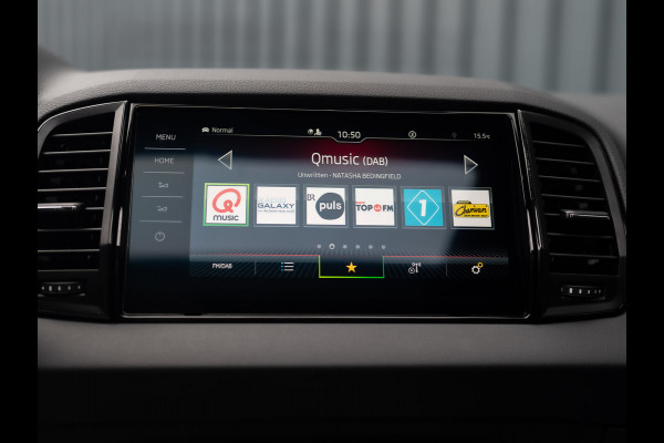 Škoda Karoq 1.5 TSI ACT Sportline Business | Panodak | Trekhaak wegkl. | 360 Camera | 19'' | Elk. A-klep | Prijs Rijklaar!! Škoda Karoq 1.5 TSI ACT Sportline Business | Panodak | Trekhaak wegkl. | 360 Camera | 19'' | Elk. A-klep | Prijs Rijklaar!!